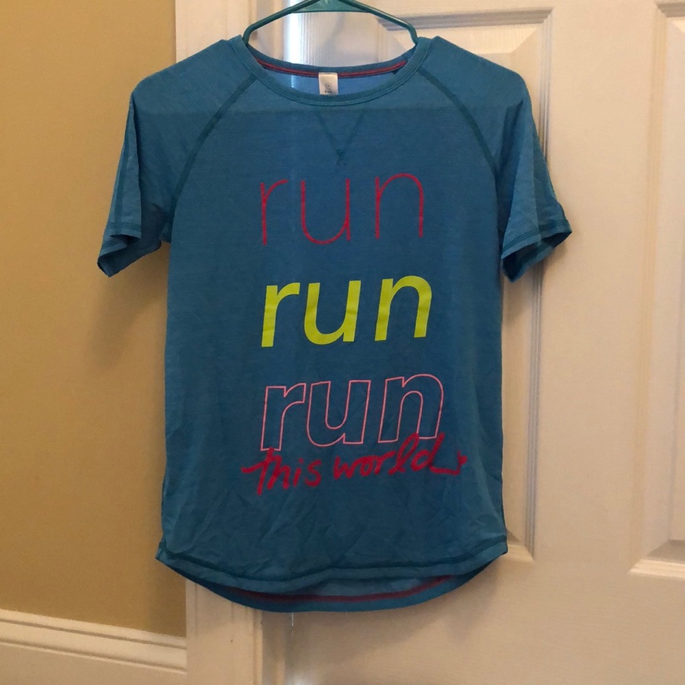 Ivivva workout tee !!